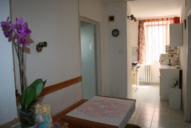 Veszprém, panel lakás - 210716 fotó