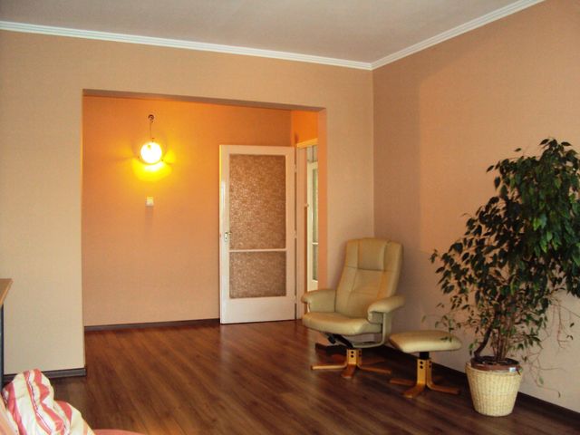 Győr, panel lakás - 236656 fotó