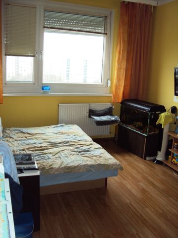 Győr, panel lakás - 248601 fotó